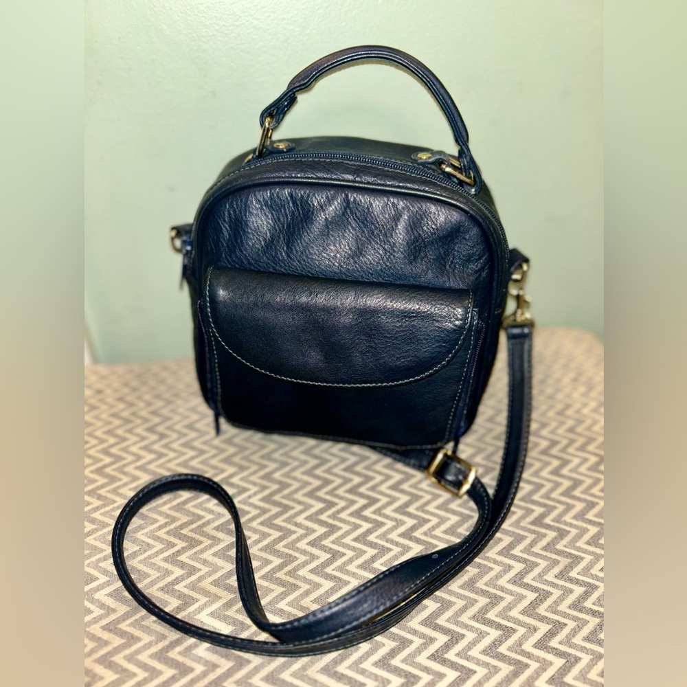 Vintage Navy leather crossbody